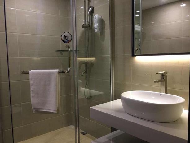 Imagen de la habitación del Hotel 7 DAYS PREMIUMA DONGGUAN CHENJIACI METRO STATION. Foto 6