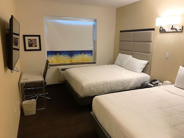 Imagen de la habitación del Hotel 7 Days Bronx. Foto 10