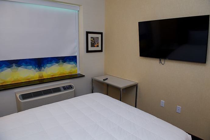 Imagen de la habitación del Hotel 7 Days Bronx. Foto 11