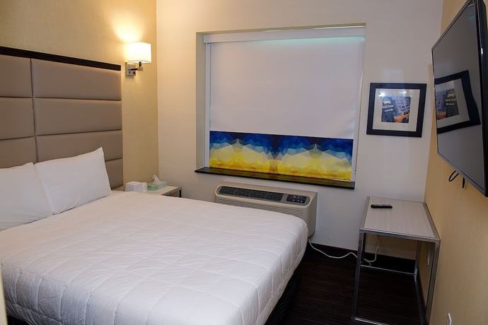 Imagen de la habitación del Hotel 7 Days Bronx. Foto 14