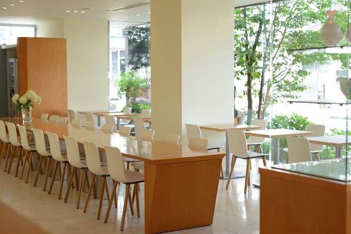 Imagen de los interiores del Hotel 7 Days. Foto 11