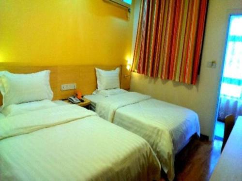 Imagen general del Hotel 7 Days Inn Emei Mountain Haochi Street. Foto 8