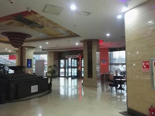 Imagen general del Hotel 7 Days Inn Lvliang Bus Terminal. Foto 3