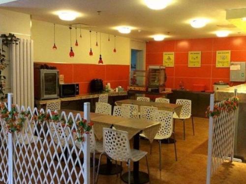 Imagen general del Hotel 7 Days Inn Xiamen Tong\'an Lehai Plaza Fangte. Foto 3