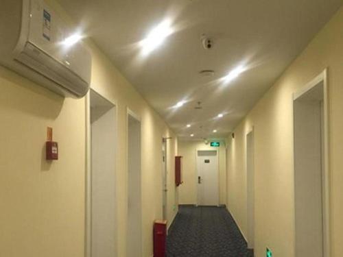 Imagen general del Hotel 7 Days Inn Zibo Linzi District Tianqi Road Qina Studio. Foto 3