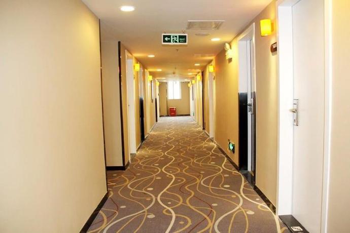 Imagen general del Hotel 7 Days Inn&middot;Wuzhishan Road. Foto 2