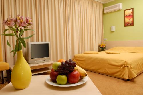 Imagen de la habitación del Hotel 7 Days Kamyanets-Podilskyi. Foto 9