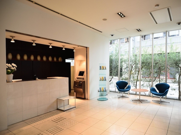 Imagen de los interiores del Hotel 7 Days Plus. Foto 13