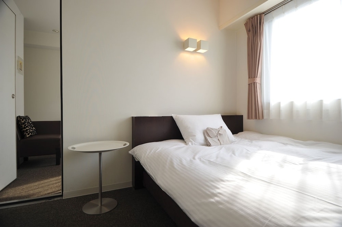Imagen de la habitación del Hotel 7 Days Plus. Foto 8