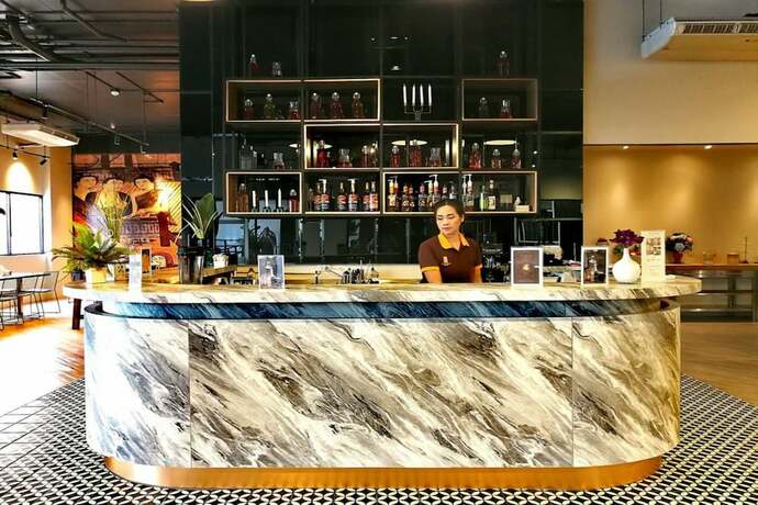 Imagen del bar/restaurante del Hotel 7 Days Premium Hotel Bangna. Foto 6