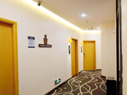 Imagen general del Hotel 7 Days Premium Qingdao Keji Street Taishan Road Metro Station. Foto 4
