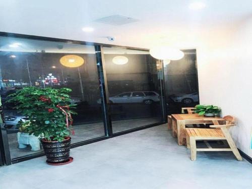 Imagen general del Hotel 7 Days Premium Qingdao Keji Street Taishan Road Metro Station. Foto 5
