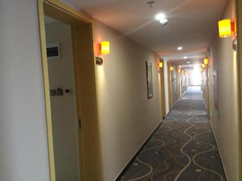Imagen general del Hotel 7 Days Premium Tangshan Railway Station Jiaotong University. Foto 5