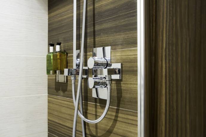 Imagen de la habitación del Hotel 7 Dublin. Foto 11