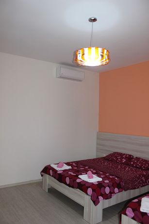 Imagen de la habitación del Hotel 7. Foto 14
