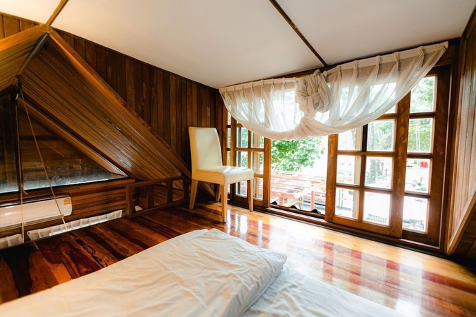 Imagen de la habitación del Hotel 7 Heaven camping Lanta. Foto 12