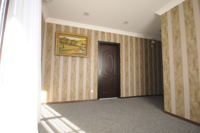 Imagen de los interiores del Hotel 7 Rooms, Tbilisi. Foto 16