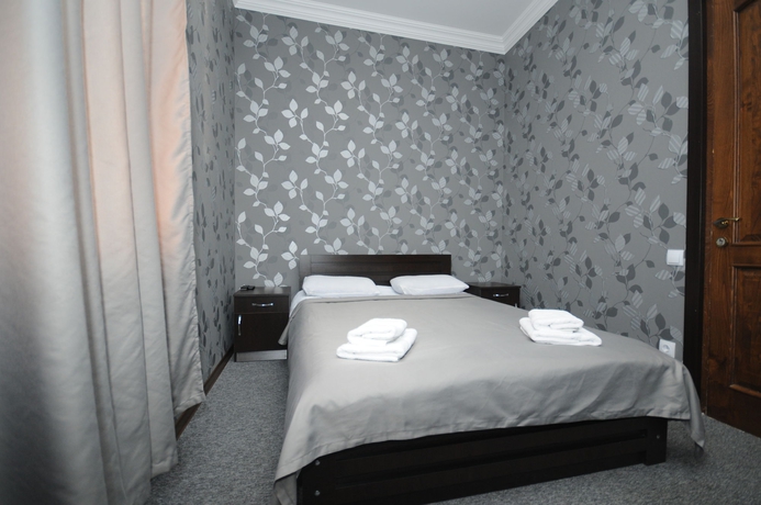 Imagen de la habitación del Hotel 7 Rooms, Tbilisi. Foto 11