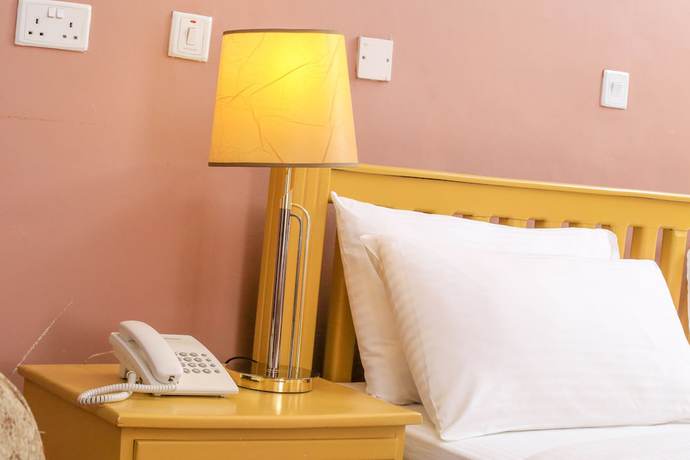 Imagen de la habitación del Hotel 7 Seasons. Foto 11