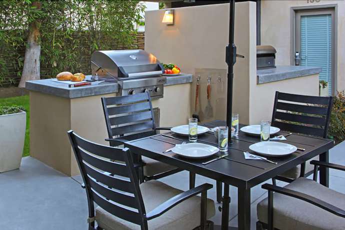 Imagen de los exteriores del Hotel 7 Springs Inn And Suites. Foto 13