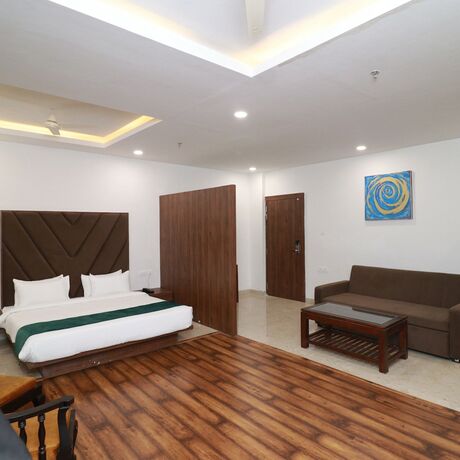 Imagen de la habitación del Hotel 7 Vachan Lawns And Banquet. Foto 11