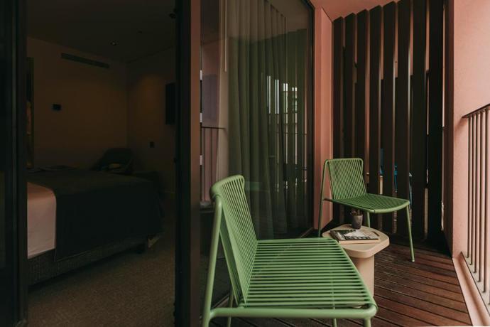 Imagen de los exteriores del Hotel 705 O'Porto. Foto 24