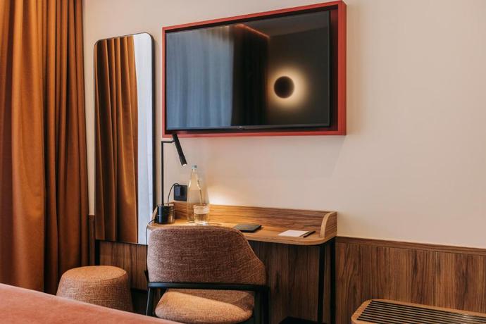 Imagen de la habitación del Hotel 705 O'Porto. Foto 18