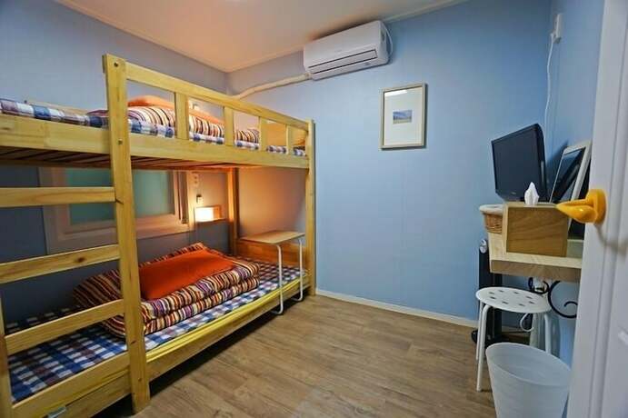 Imagen general del Hotel 710 Guest House Yellow. Foto 13