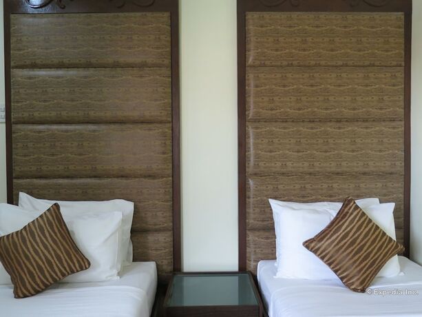 Imagen general del Hotel 717 Cesar Place. Foto 3