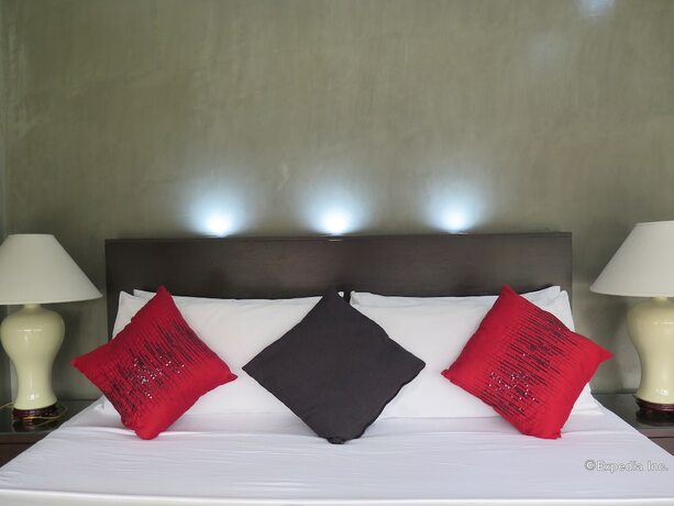 Imagen de la habitación del Hotel 717 Cesar Place. Foto 12