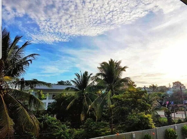 Imagen de la habitación del Hotel 717 Cesar Place. Foto 20