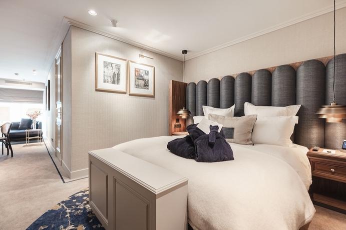 Imagen de la habitación del Hotel 717. Foto 2