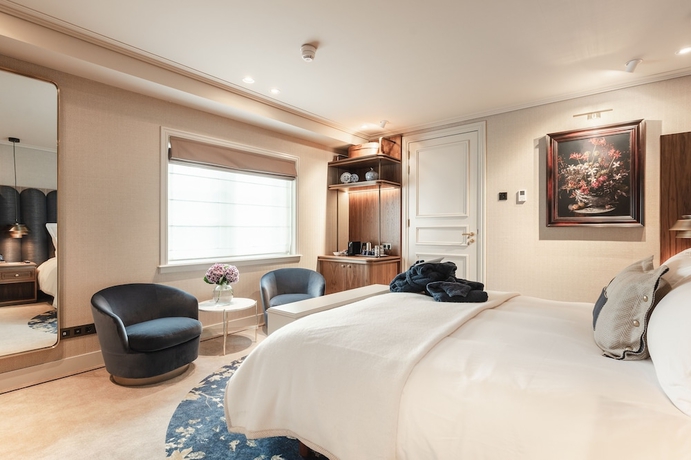 Imagen de la habitación del Hotel 717. Foto 7