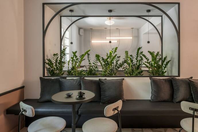 Imagen general del Hotel 72 AD Suites. Foto 9