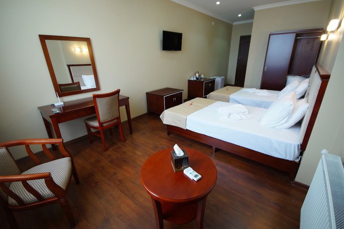 Imagen de la habitación del Hotel 725. Foto 6