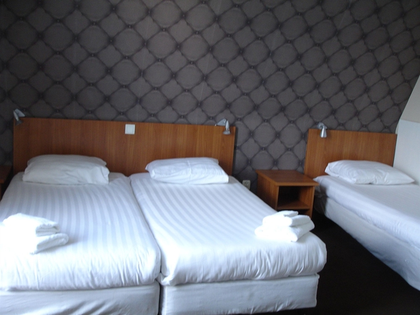 Imagen de la habitación del Hotel 74. Foto 7