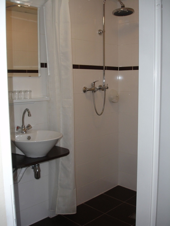 Imagen de la habitación del Hotel 74. Foto 13