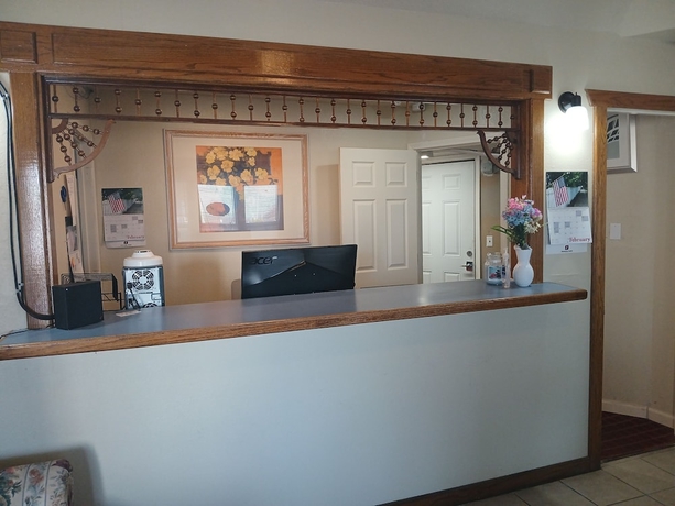 Imagen de los interiores del Hotel 76 Family Inn. Foto 9