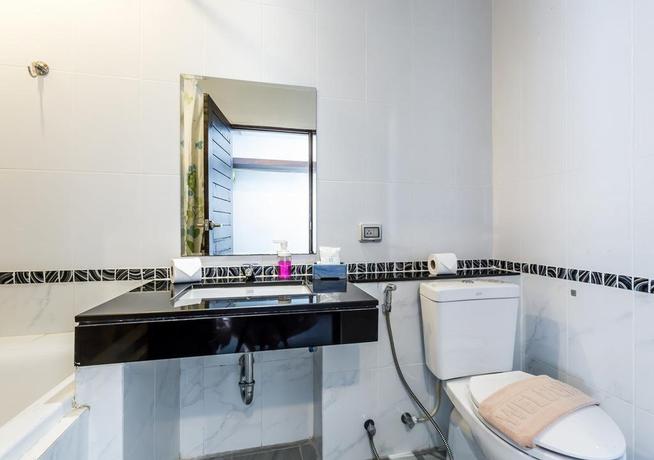 Imagen de la habitación del Hotel 77 Bangla. Foto 8