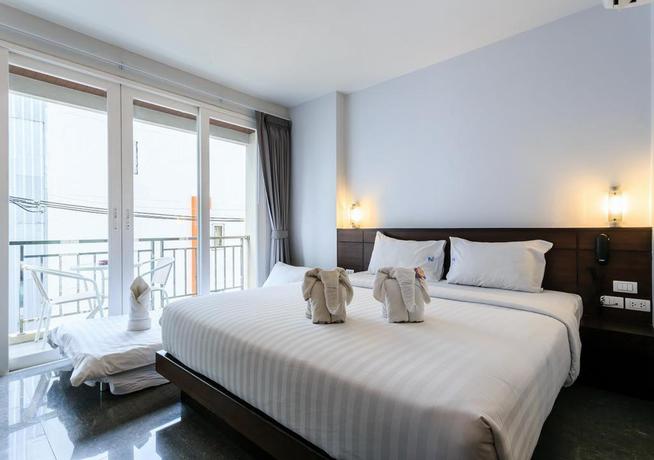 Imagen de la habitación del Hotel 77 Bangla. Foto 9