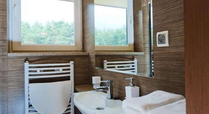 Imagen de la habitación del Hotel 77 Restauracja Spa. Foto 7