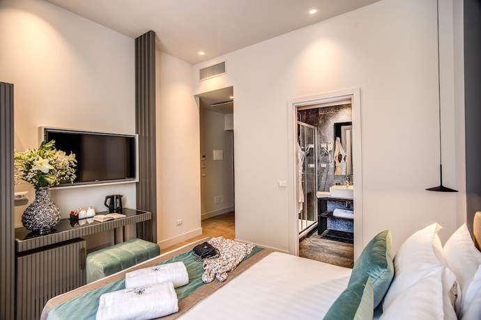 Imagen de la habitación del Hotel 77 Seventy-Seven. Foto 9