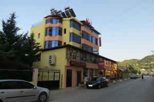 Imagen de los exteriores del Hotel 7777. Foto 6