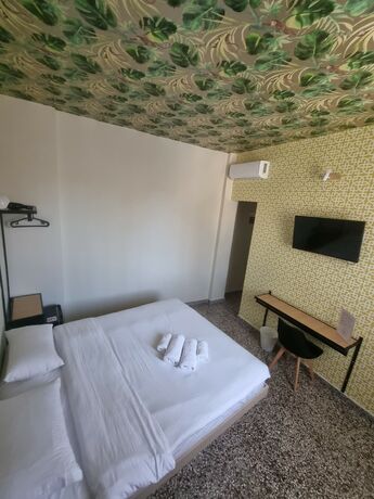 Imagen de la habitación del Hotel 7ATHENS. Foto 16