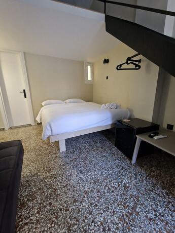 Imagen general del Hotel 7ATHENS. Foto 6