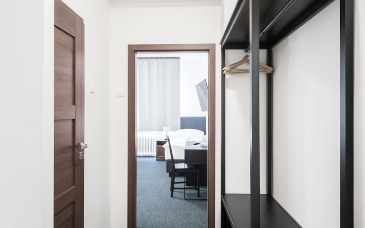 Imagen de la habitación del Hotel 7Days BandB. Foto 2