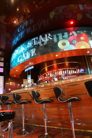 Imagen del bar/restaurante del Hotel 7HOTEL&SPA. Foto 2