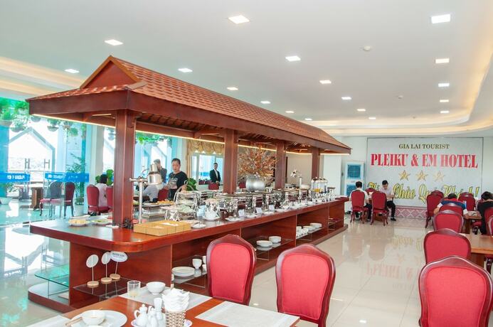 Imagen del bar/restaurante del Hotel 7S Hotel Pleiku and Em. Foto 4