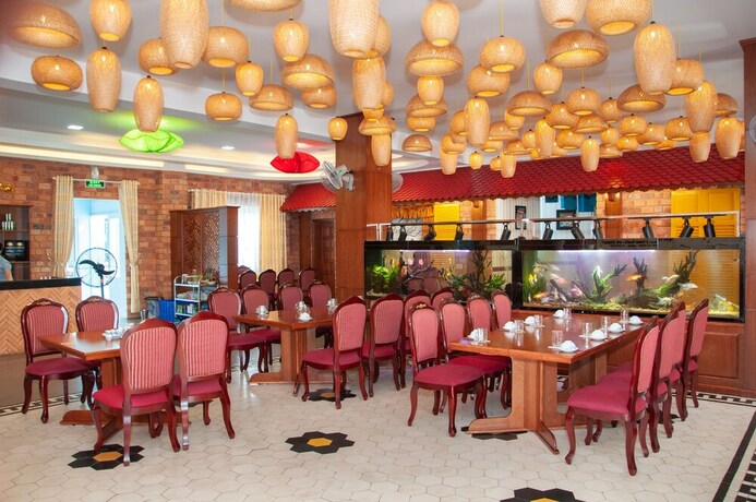 Imagen del bar/restaurante del Hotel 7S Hotel Pleiku and Em. Foto 5