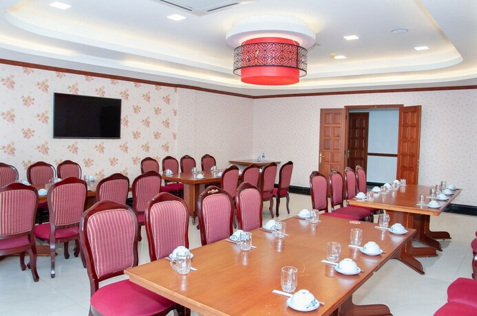 Imagen del bar/restaurante del Hotel 7S Hotel Pleiku and Em. Foto 7